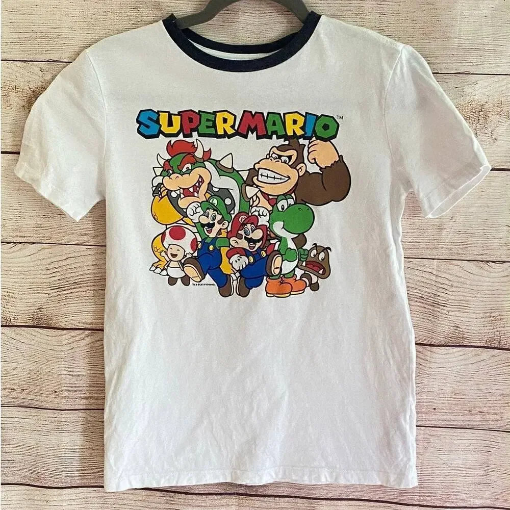 Old Navy Nintendo Super Mario Boys XL Short Sleeve Casual Colorful Graphic Tee